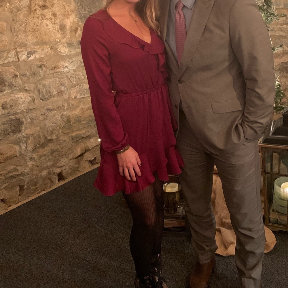 Express holiday/wedding guess dress